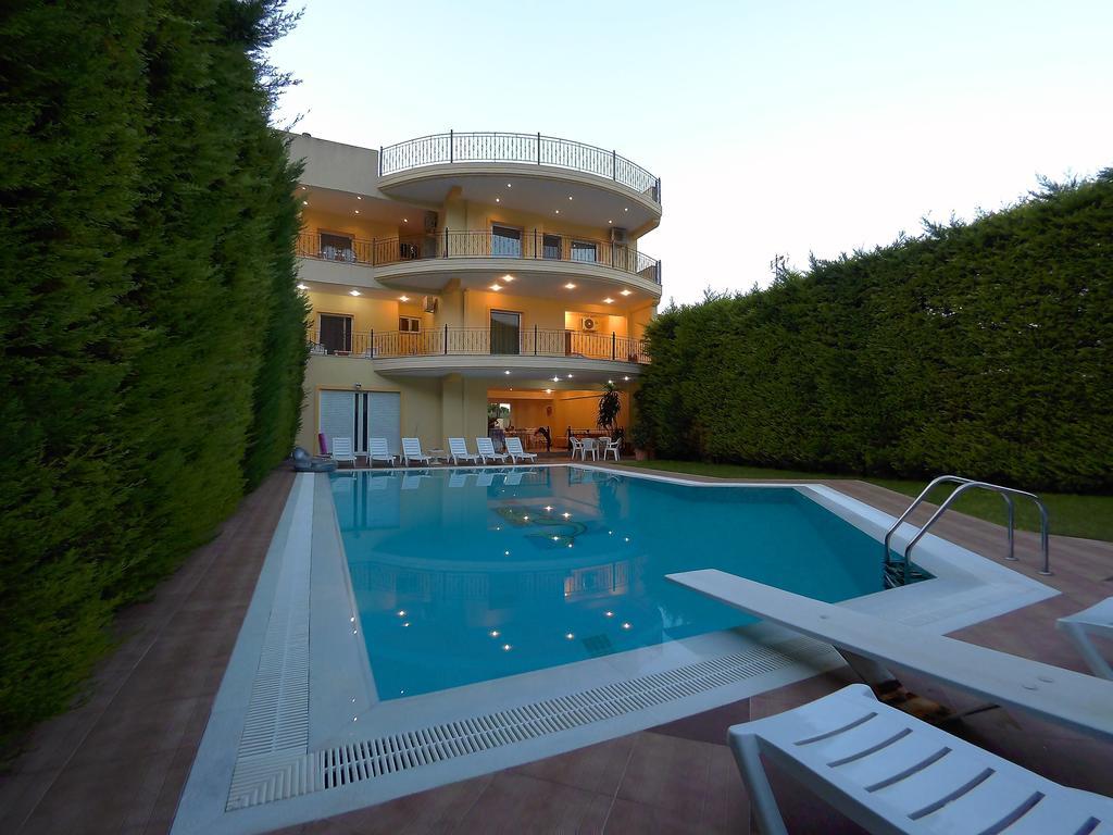 Diamond Apartment